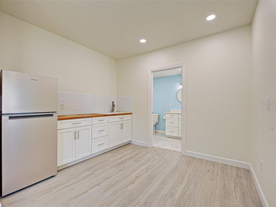 For Sale: $1,300,000 (3 beds, 3 baths, 3056 Square Feet)