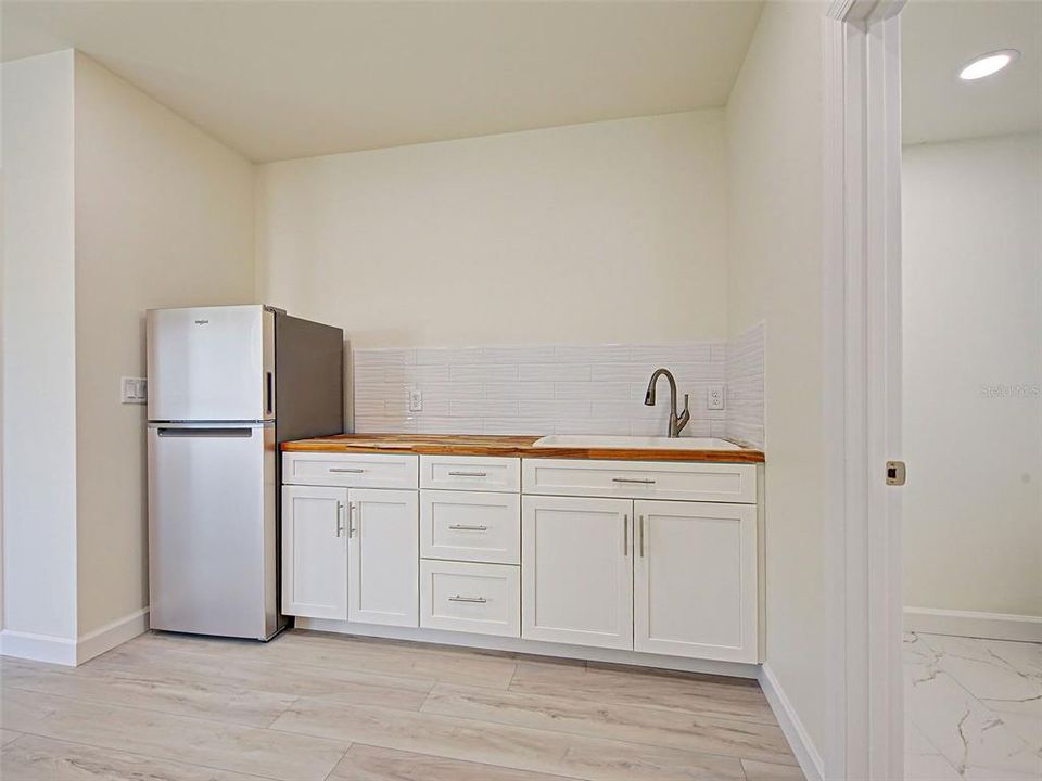 For Sale: $1,300,000 (3 beds, 3 baths, 3056 Square Feet)