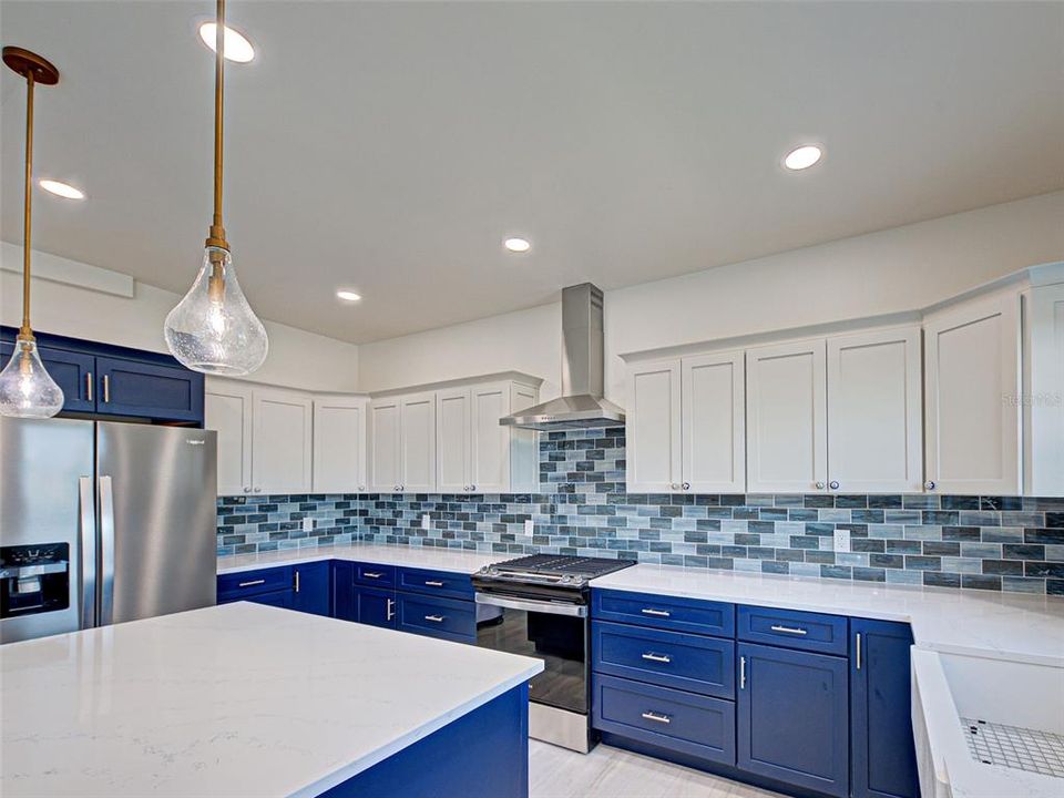 For Sale: $1,300,000 (3 beds, 3 baths, 3056 Square Feet)