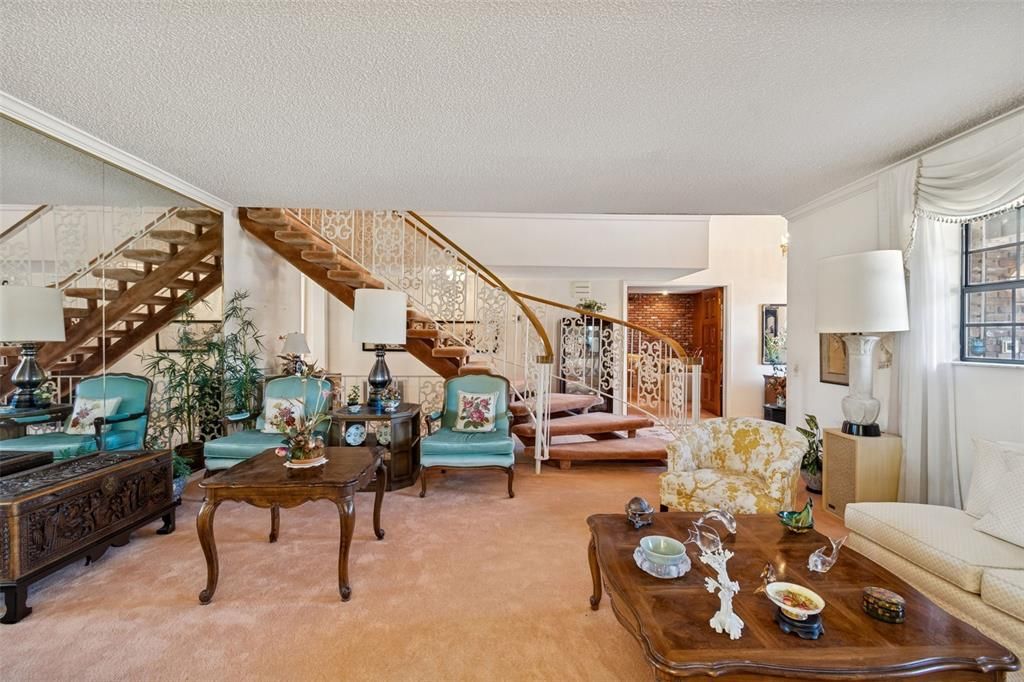 En Venta: $1,000,000 (4 camas, 4 baños, 5264 Pies cuadrados)