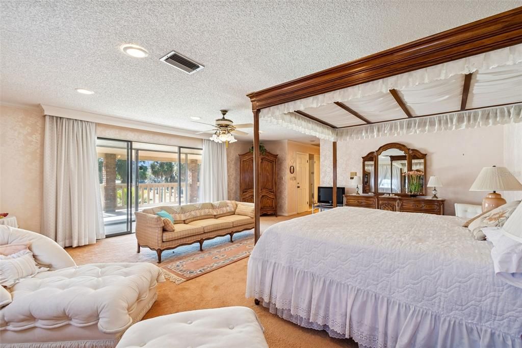 En Venta: $1,000,000 (4 camas, 4 baños, 5264 Pies cuadrados)