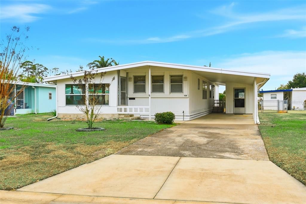 For Sale: $120,000 (2 beds, 2 baths, 804 Square Feet)