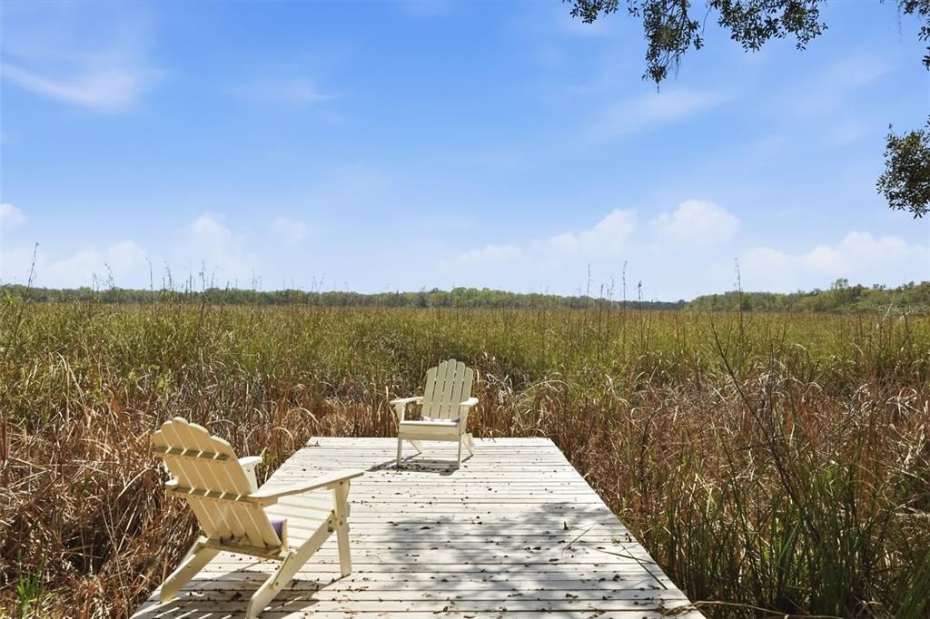 For Sale: $279,900 (1 beds, 1 baths, 652 Square Feet)