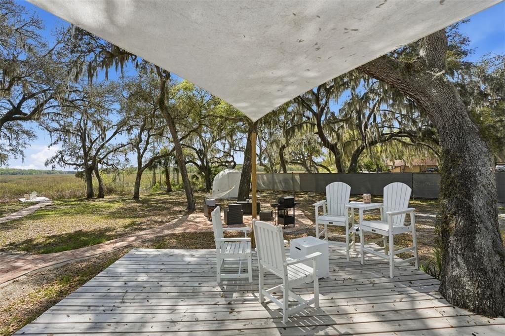 For Sale: $279,900 (1 beds, 1 baths, 652 Square Feet)