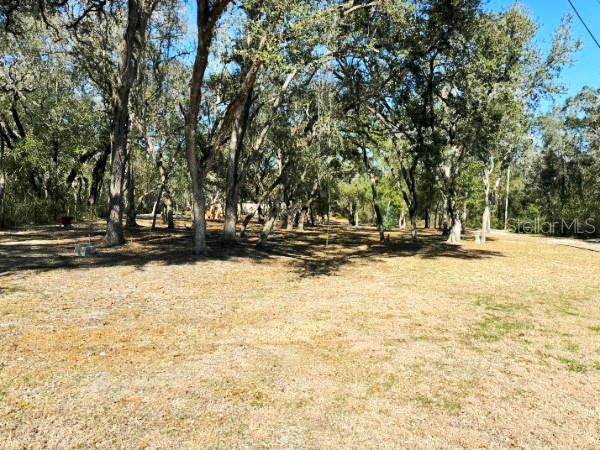 待售: $102,000 (1.50 acres)
