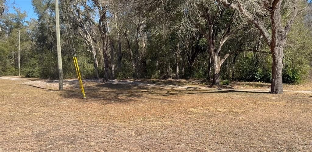 待售: $102,000 (1.50 acres)