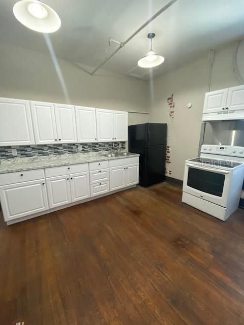 For Rent: $1,400 (2 beds, 1 baths, 850 Square Feet)