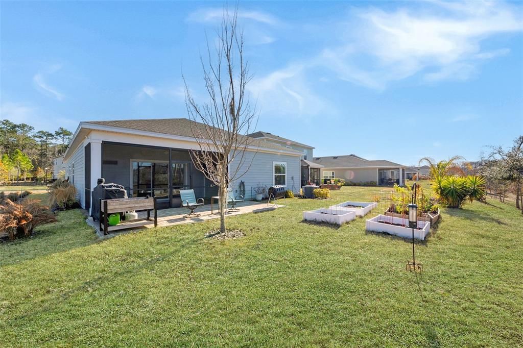 For Sale: $440,000 (4 beds, 3 baths, 2025 Square Feet)