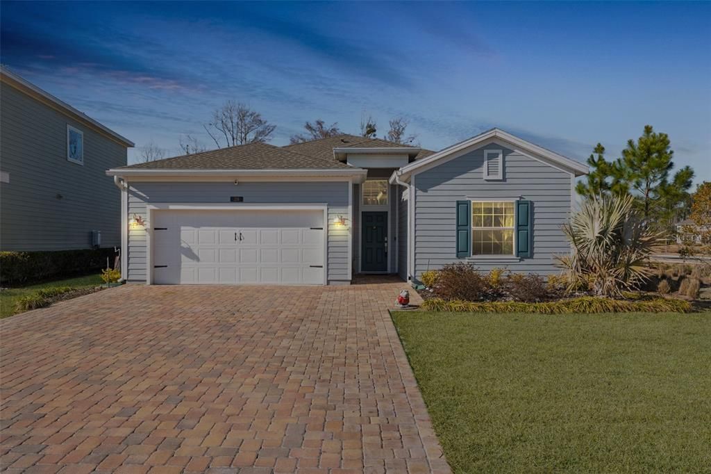 For Sale: $440,000 (4 beds, 3 baths, 2025 Square Feet)