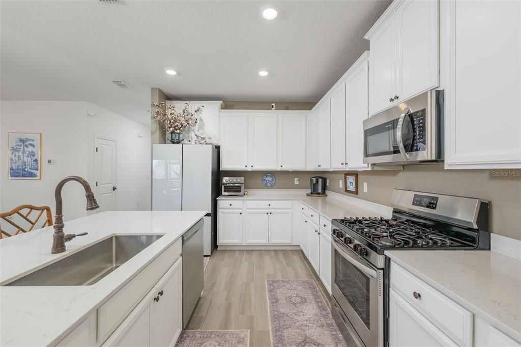 For Sale: $440,000 (4 beds, 3 baths, 2025 Square Feet)