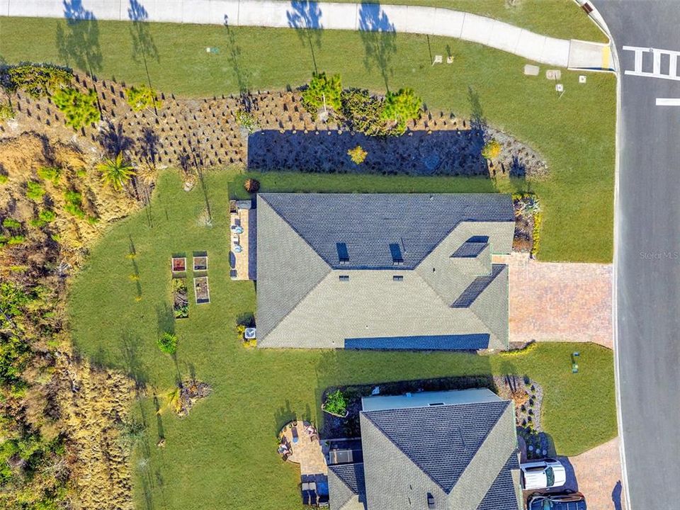 For Sale: $440,000 (4 beds, 3 baths, 2025 Square Feet)