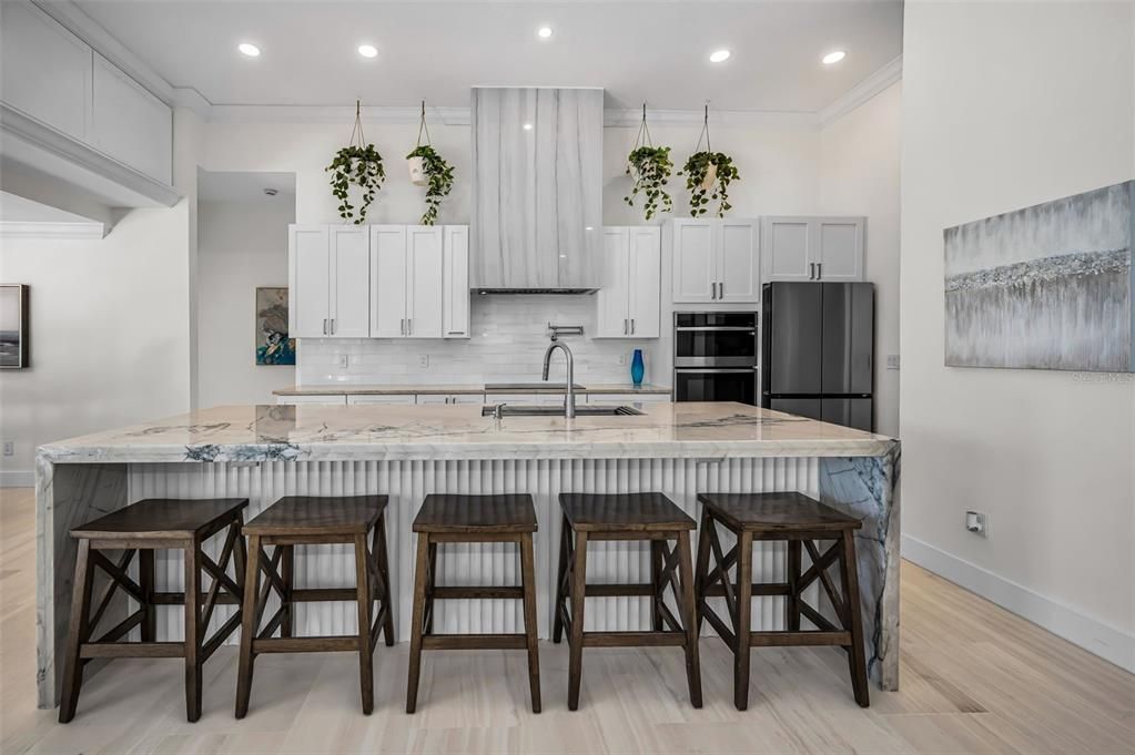 Active With Contract: $1,995,000 (4 beds, 3 baths, 2679 Square Feet)