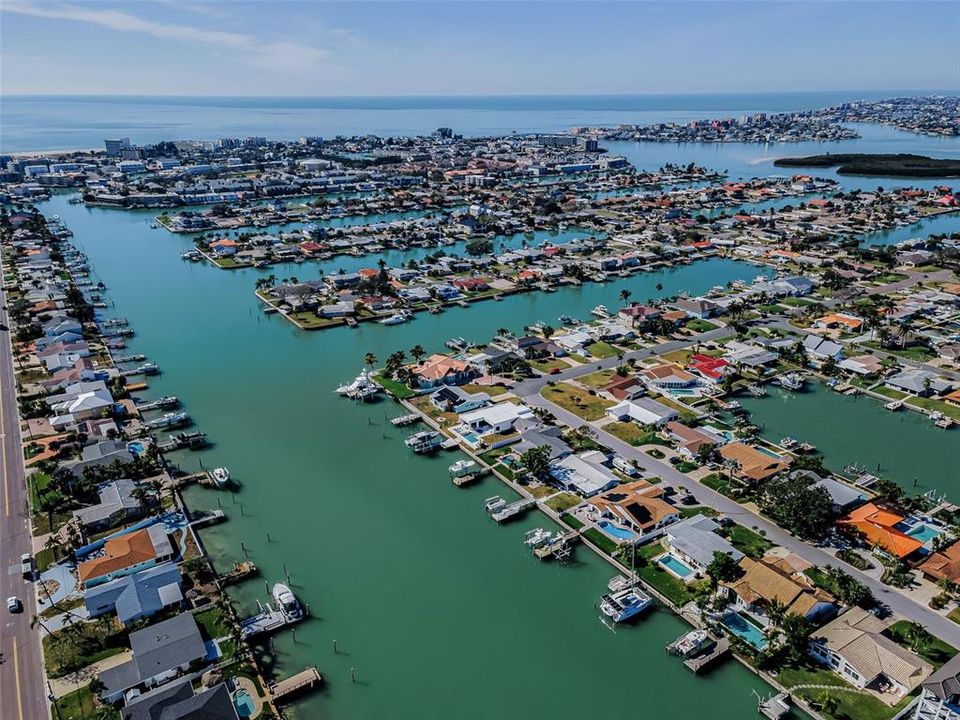Active With Contract: $1,995,000 (4 beds, 3 baths, 2679 Square Feet)