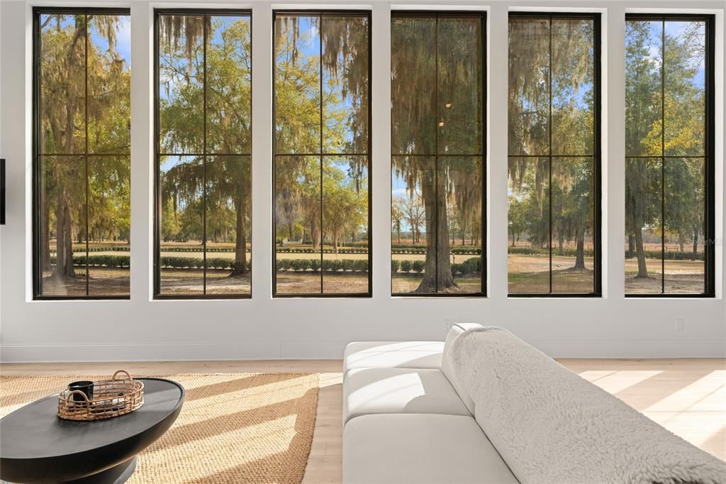 На продажу: $2,750,000 (2 спален, 2 ванн, 2592 Квадратных фут)