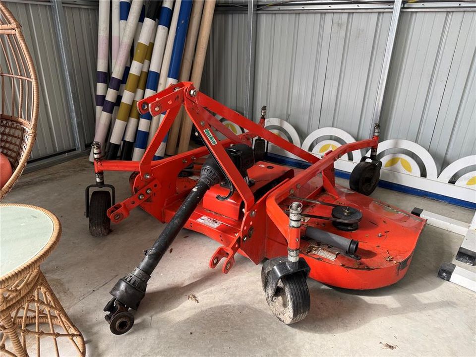 На продажу: $2,750,000 (2 спален, 2 ванн, 2592 Квадратных фут)