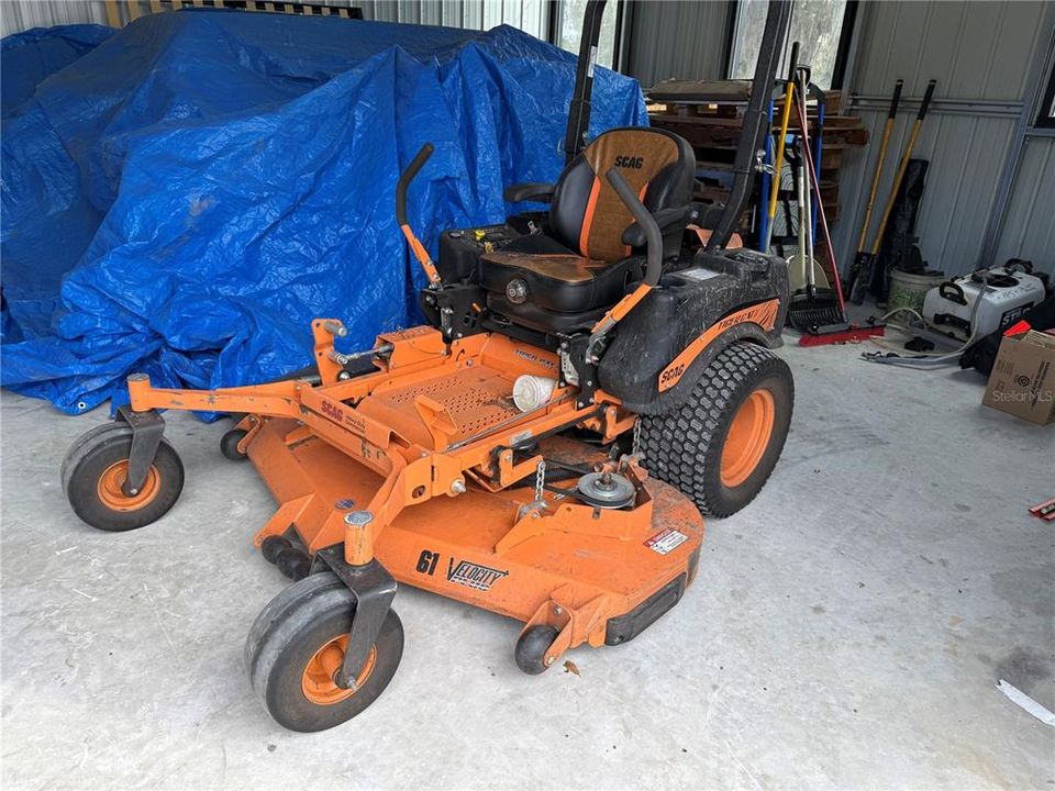 На продажу: $2,750,000 (2 спален, 2 ванн, 2592 Квадратных фут)