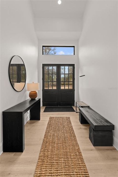 На продажу: $2,750,000 (2 спален, 2 ванн, 2592 Квадратных фут)