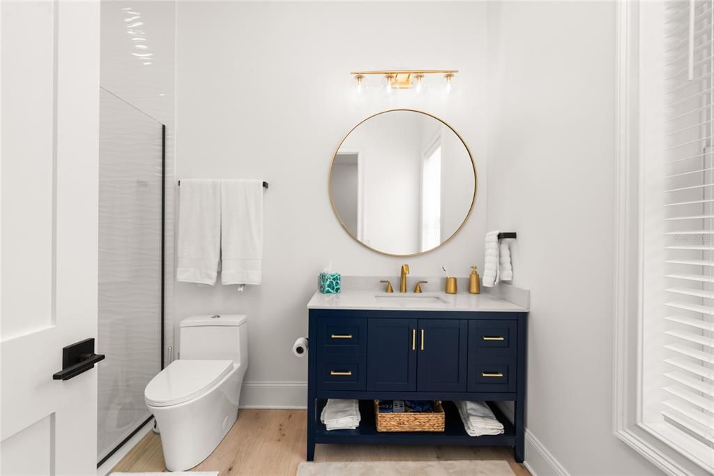 На продажу: $2,750,000 (2 спален, 2 ванн, 2592 Квадратных фут)