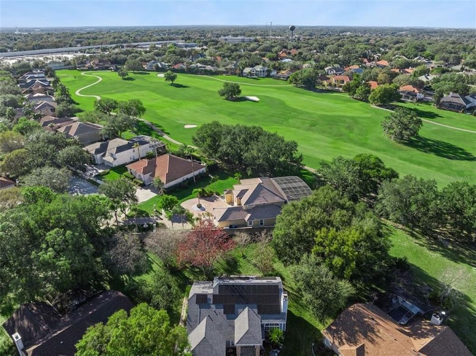 Activo con contrato: $1,395,000 (5 camas, 4 baños, 4000 Pies cuadrados)