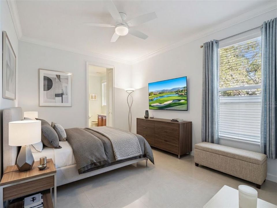 Activo con contrato: $1,395,000 (5 camas, 4 baños, 4000 Pies cuadrados)