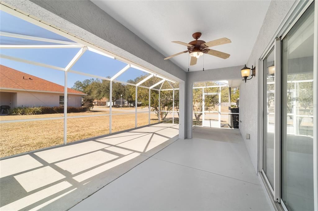 На продажу: $409,000 (3 спален, 2 ванн, 2135 Квадратных фут)