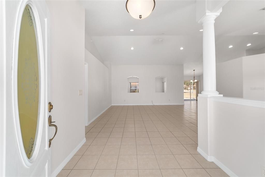 На продажу: $409,000 (3 спален, 2 ванн, 2135 Квадратных фут)