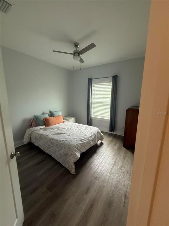 For Sale: $352,000 (4 beds, 2 baths, 1726 Square Feet)