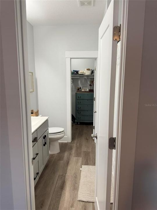 For Sale: $352,000 (4 beds, 2 baths, 1726 Square Feet)