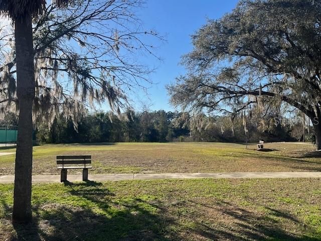 待售: $124,700 (0.40 acres)