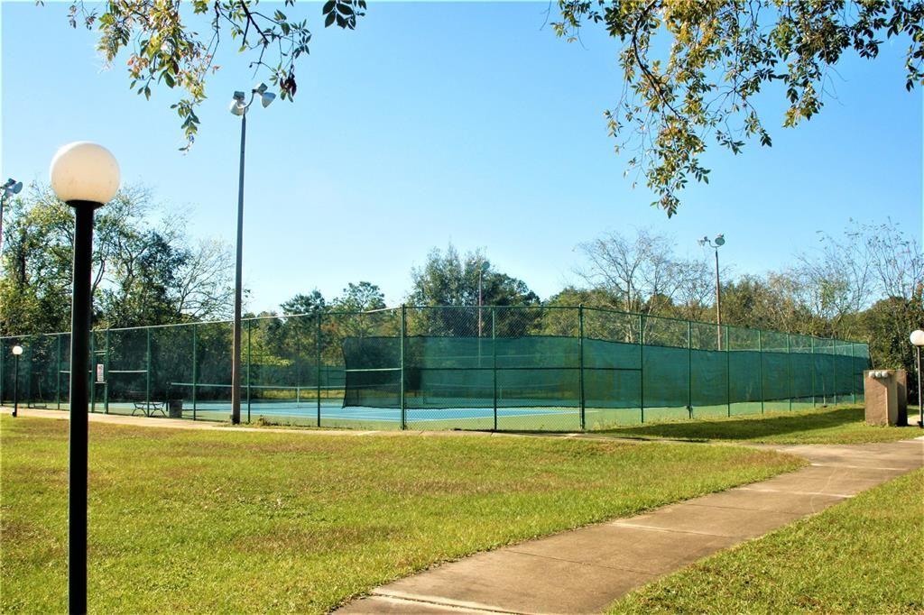 待售: $124,700 (0.40 acres)