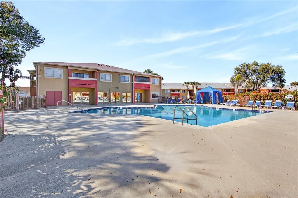Activo con contrato: $149,000 (2 camas, 2 baños, 1126 Pies cuadrados)
