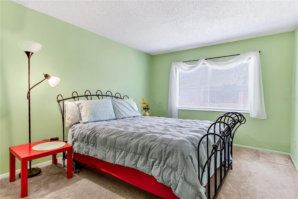 Activo con contrato: $149,000 (2 camas, 2 baños, 1126 Pies cuadrados)