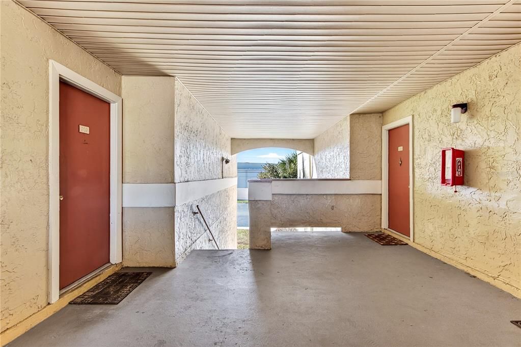 Activo con contrato: $149,000 (2 camas, 2 baños, 1126 Pies cuadrados)