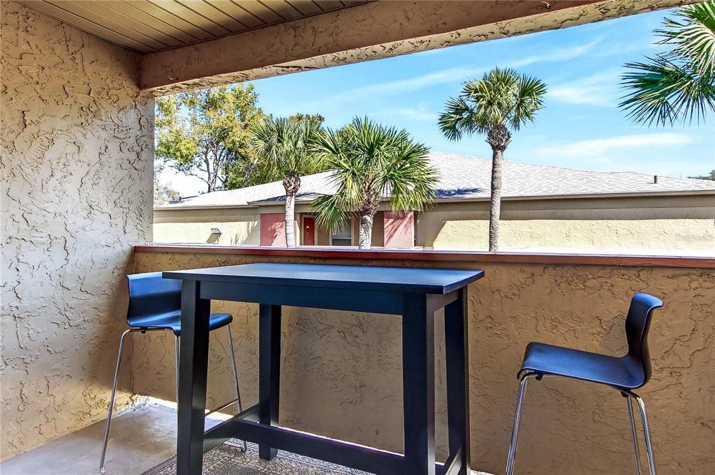 Activo con contrato: $149,000 (2 camas, 2 baños, 1126 Pies cuadrados)