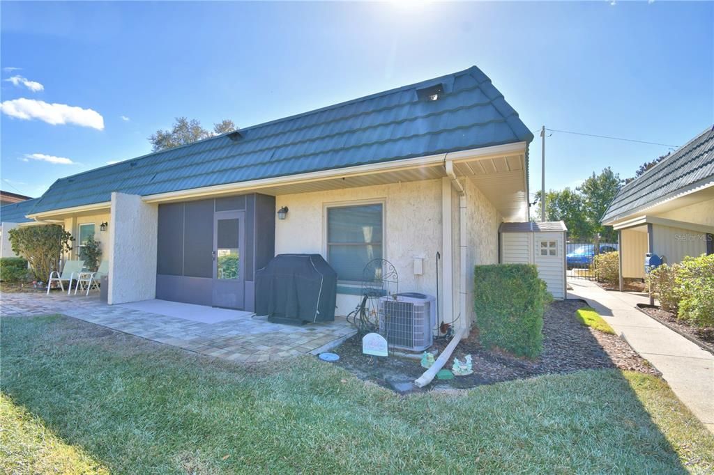Active With Contract: $120,000 (2 beds, 2 baths, 1008 Square Feet)