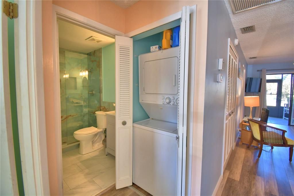 Active With Contract: $120,000 (2 beds, 2 baths, 1008 Square Feet)
