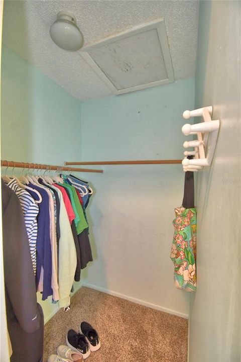 Active With Contract: $120,000 (2 beds, 2 baths, 1008 Square Feet)
