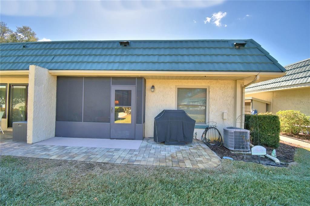 Active With Contract: $120,000 (2 beds, 2 baths, 1008 Square Feet)