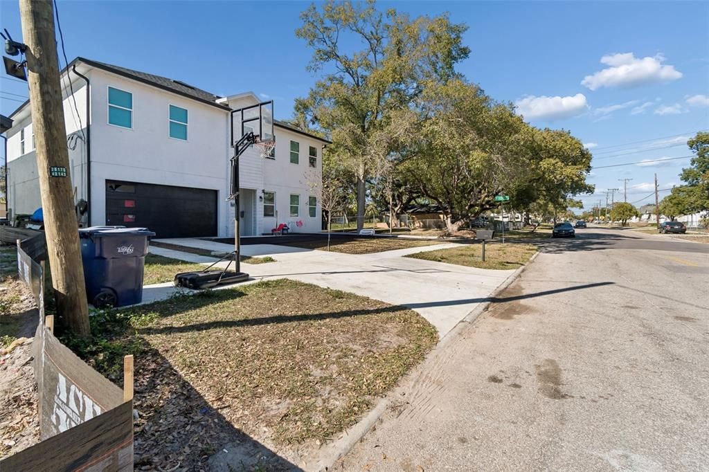 En Venta: $749,999 (6 camas, 0 baños, 3332 Pies cuadrados)