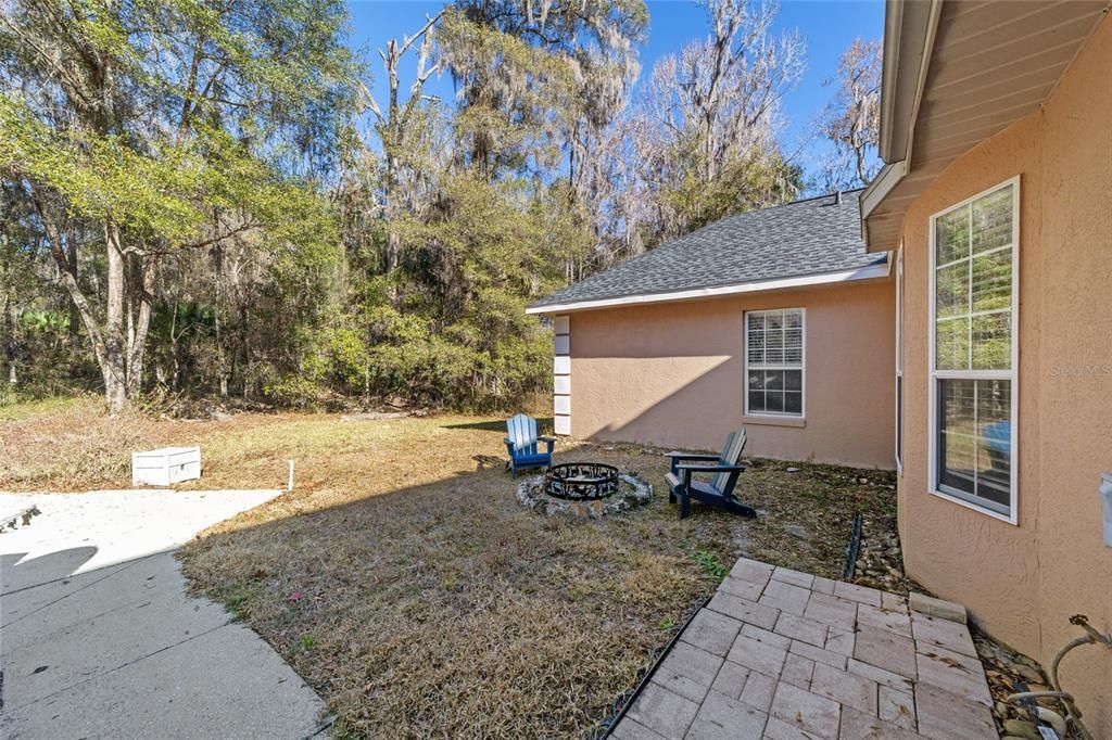 For Sale: $1,149,000 (5 beds, 4 baths, 4450 Square Feet)