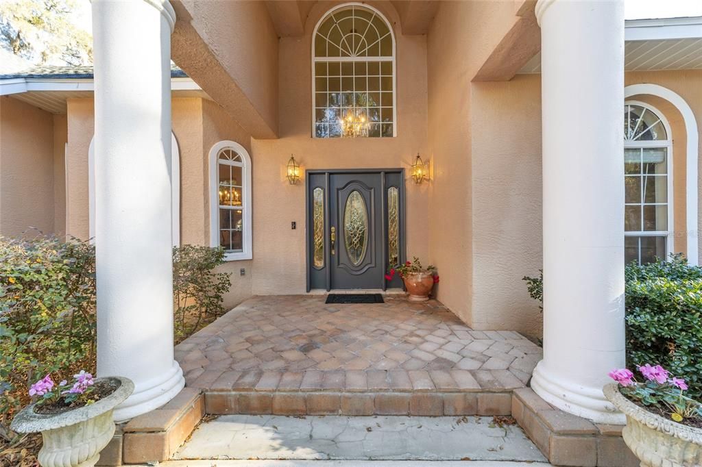For Sale: $1,149,000 (5 beds, 4 baths, 4450 Square Feet)