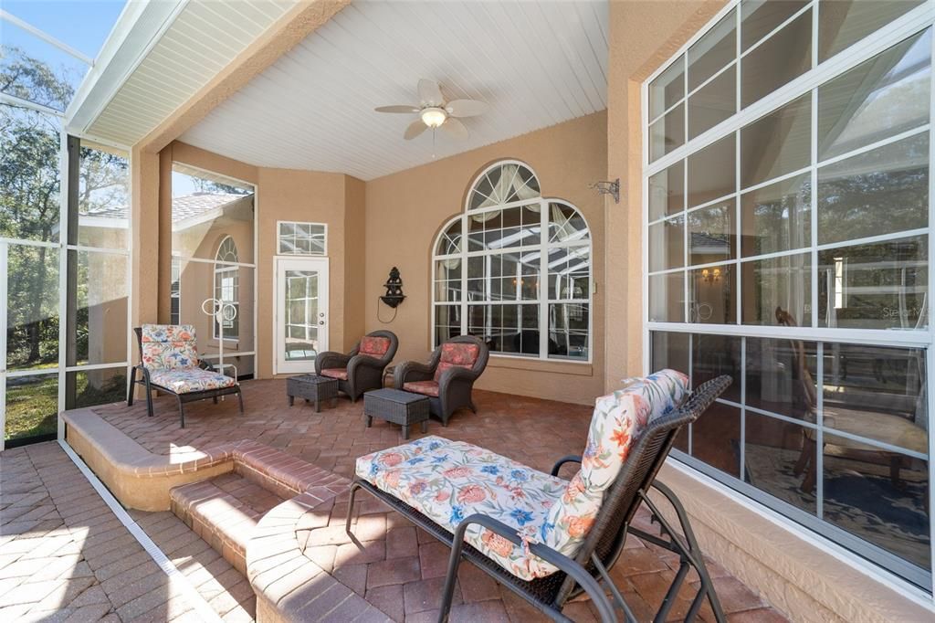 For Sale: $1,149,000 (5 beds, 4 baths, 4450 Square Feet)