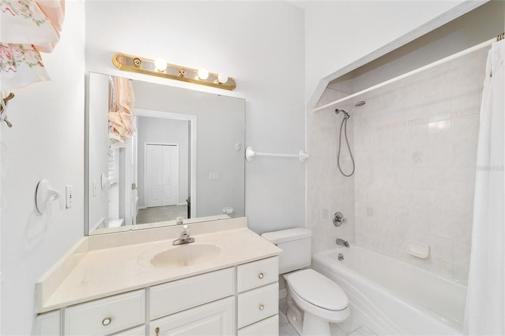For Sale: $1,149,000 (5 beds, 4 baths, 4450 Square Feet)