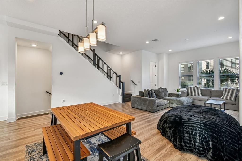 For Sale: $717,000 (4 beds, 3 baths, 2059 Square Feet)