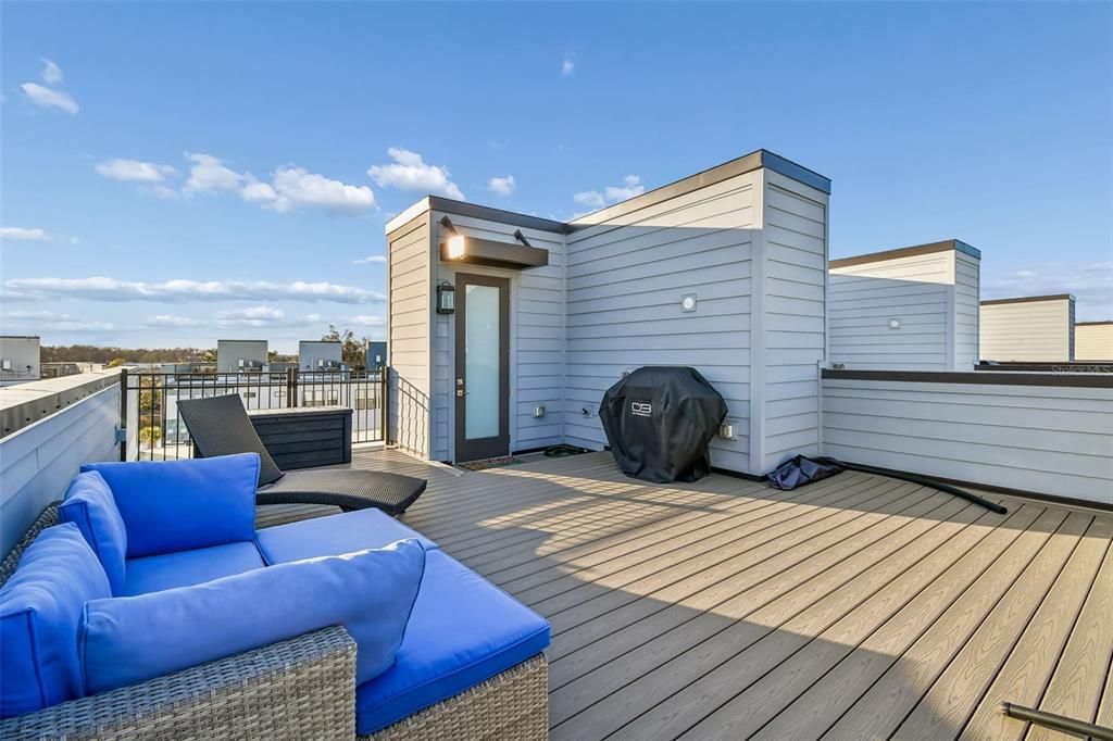 For Sale: $717,000 (4 beds, 3 baths, 2059 Square Feet)