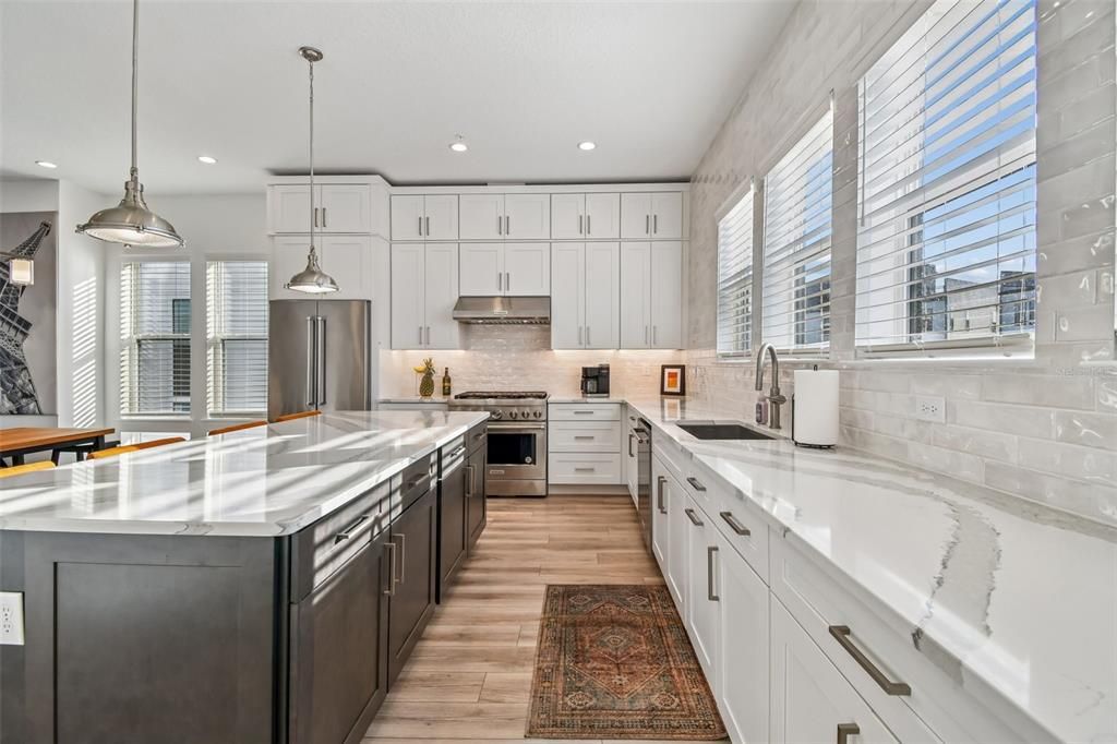 For Sale: $717,000 (4 beds, 3 baths, 2059 Square Feet)