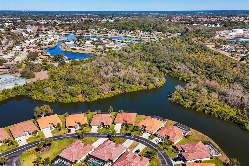 待售: $999,000 (13.11 acres)