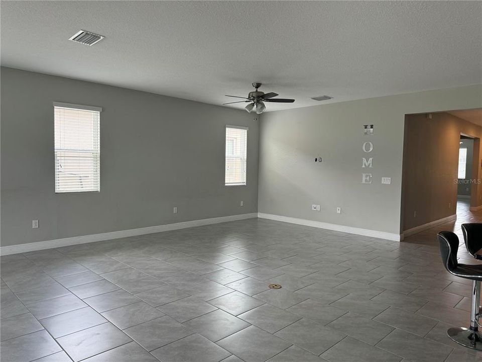 For Sale: $480,000 (4 beds, 2 baths, 2323 Square Feet)