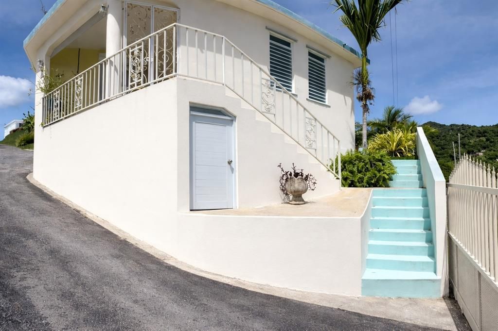 En Venta: $425,000 (6 camas, 4 baños, 2287 Pies cuadrados)