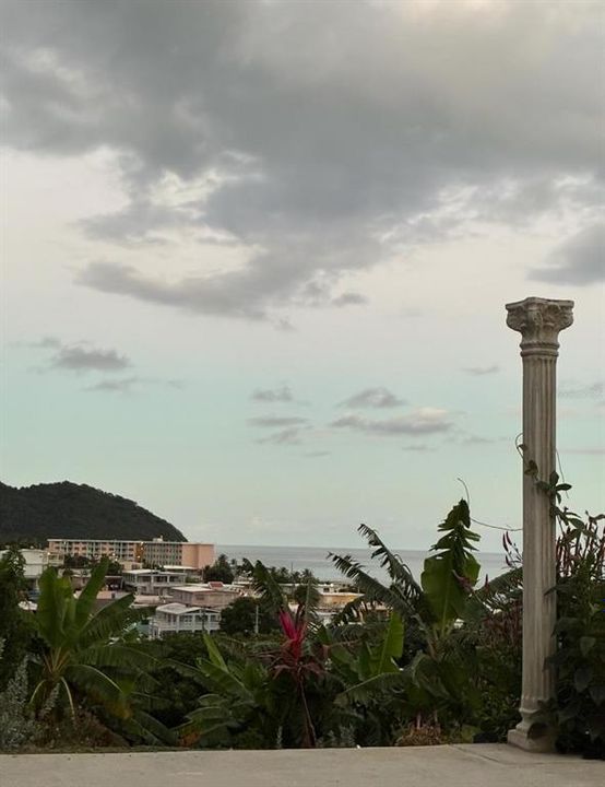 En Venta: $425,000 (6 camas, 4 baños, 2287 Pies cuadrados)